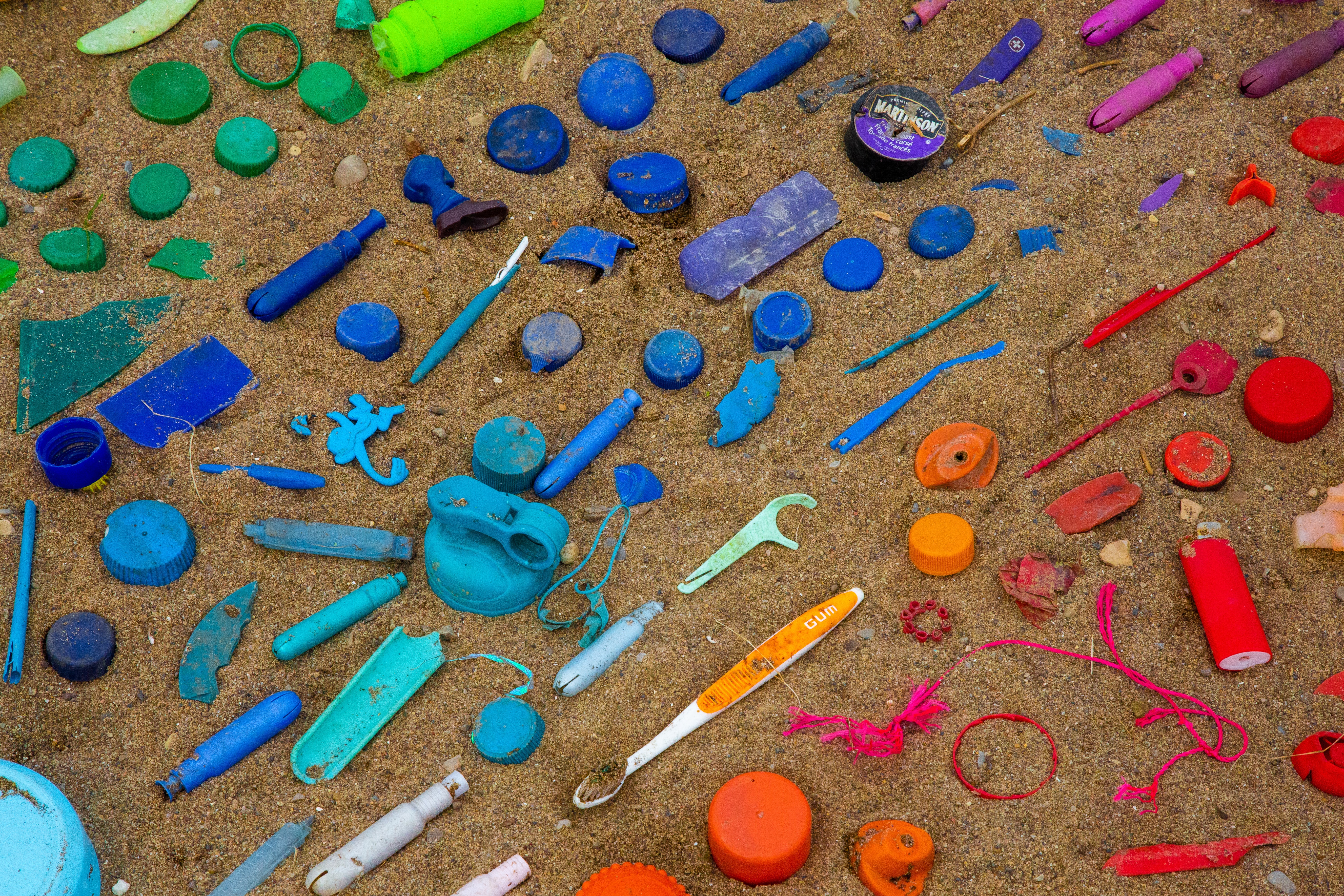 Plusieurs objets jetables en plastique sont désormais interdits