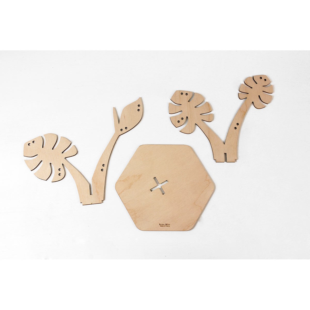 Porte-bijoux Tropique fabriqué en France à partir de bouleau issu de forêt gérée durablement.