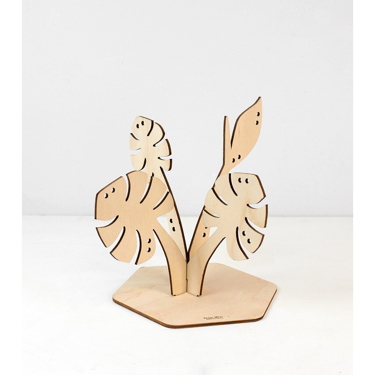 Porte-bijoux Tropique fabriqué en France à partir de bouleau issu de forêt gérée durablement.