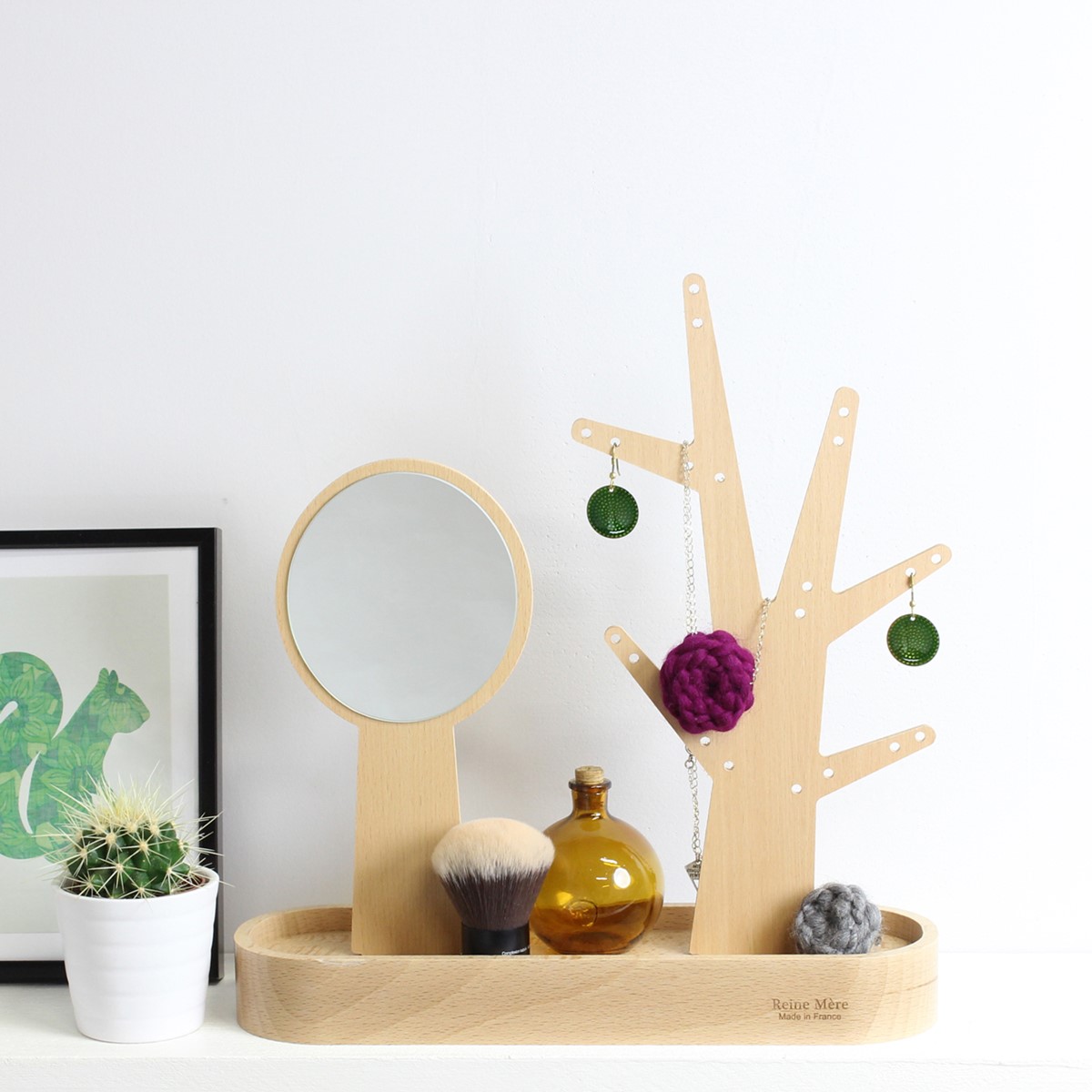 Abre à boucles d'oreilles et son miroir amovible fabriqué en France en bois