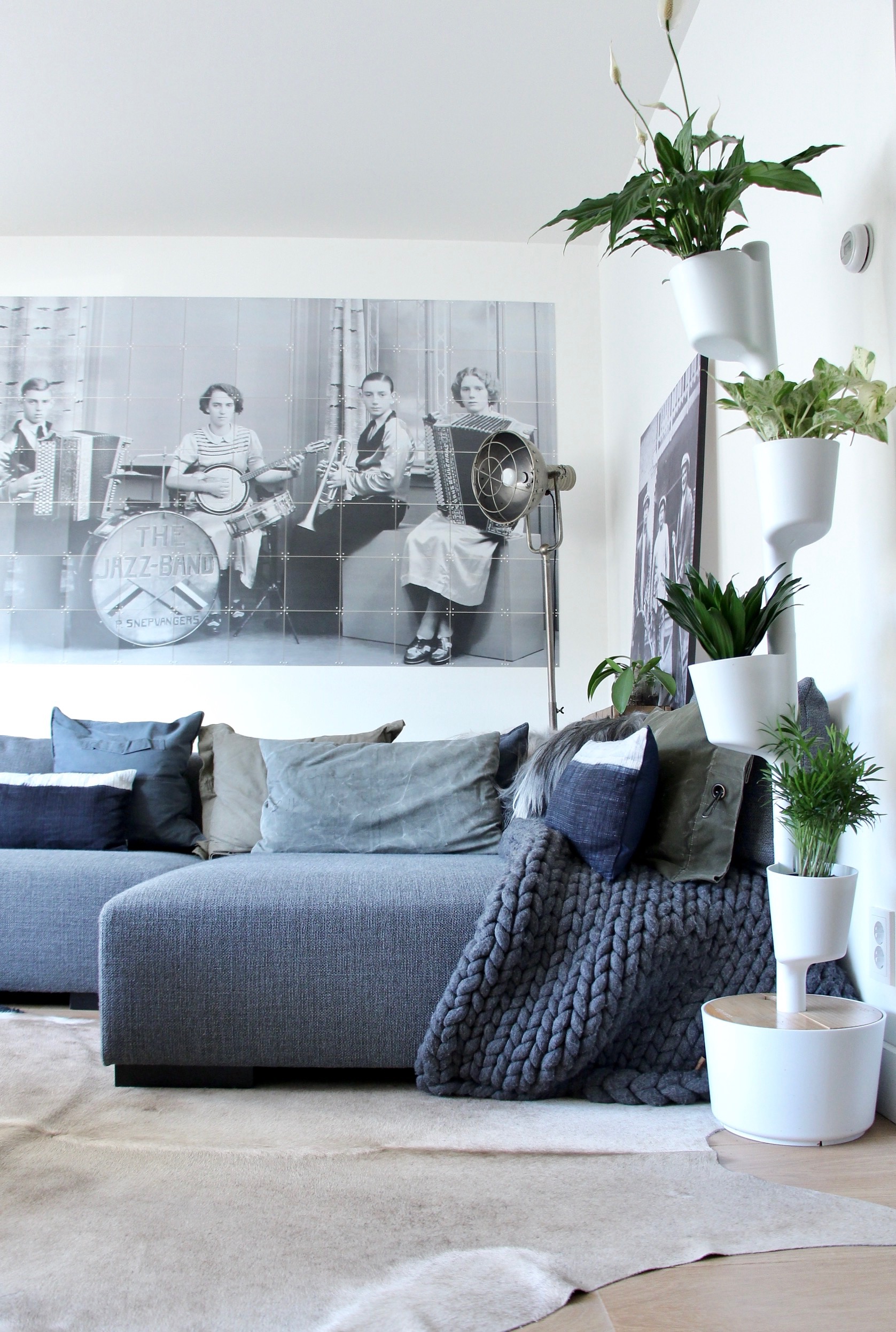 Jardinière verticale d'intérieur avec arrosage intelligent WiFi 22