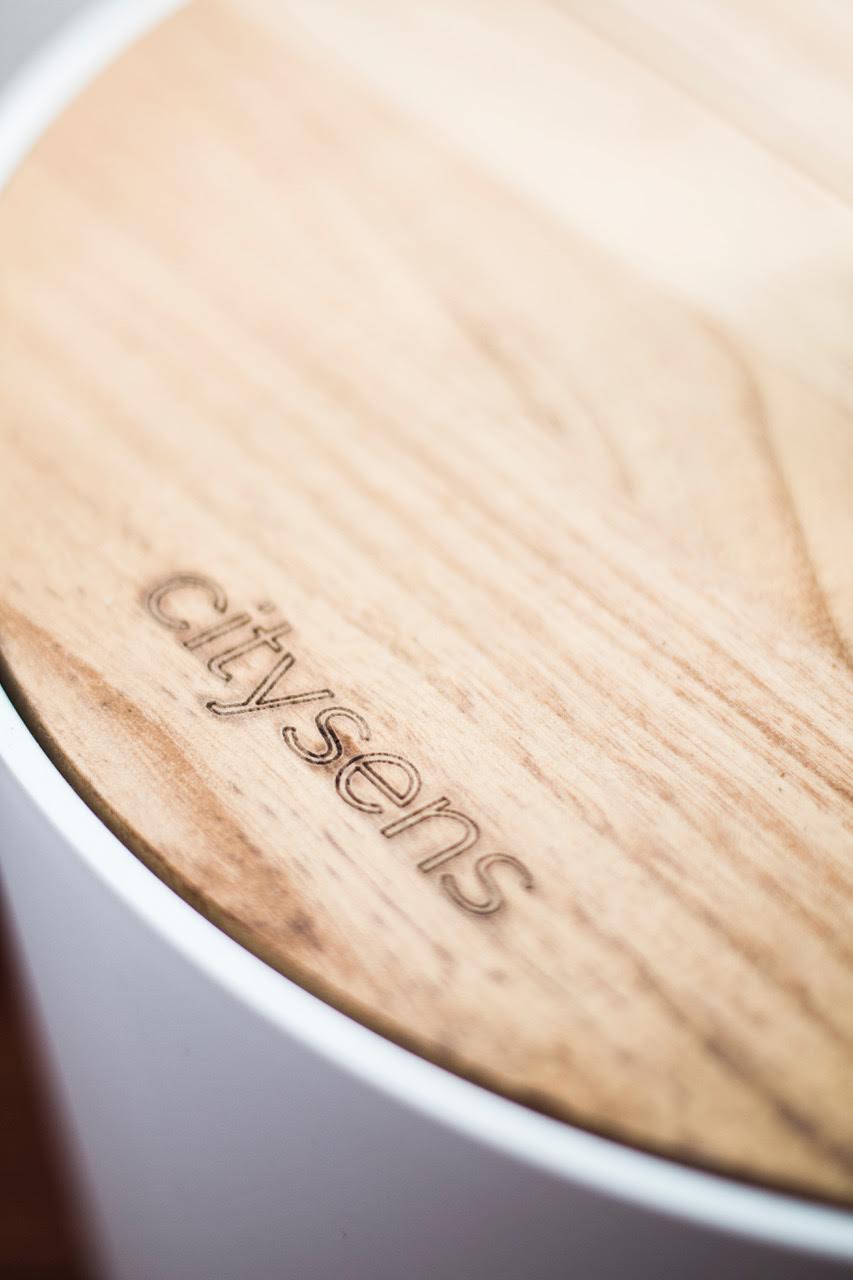 Jardinière verticale d'intérieur avec arrosage intelligent WiFi 5