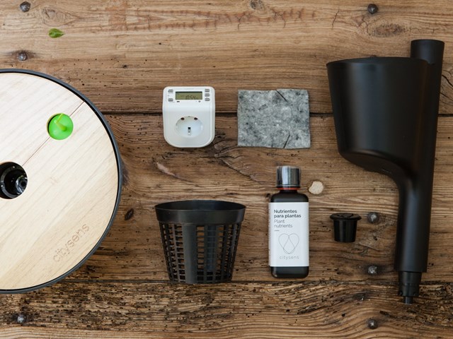 Jardinière verticale d'intérieur avec plantes purificatrices d'air 22