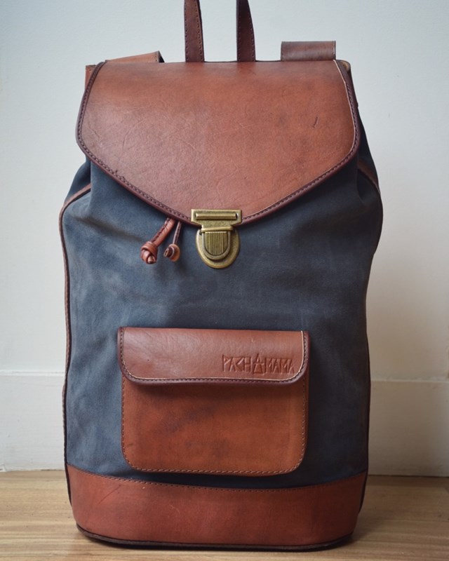 sac à dos gris
