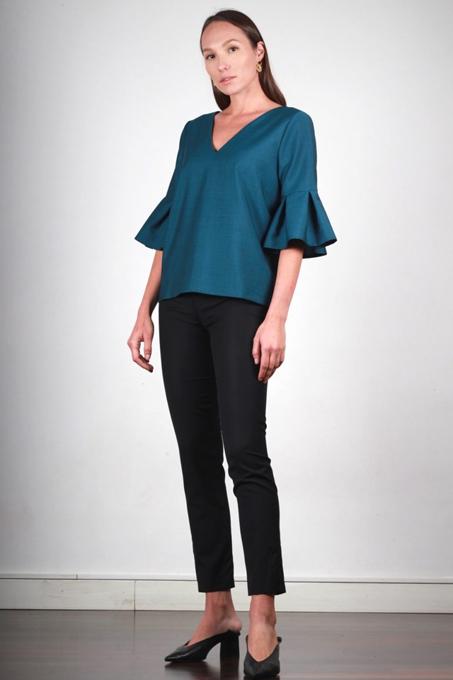 Blouse verte avec volants en laine froide – Danying 4