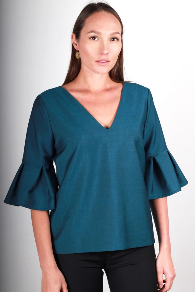 Blouse verte avec volants en laine froide – Danying 5