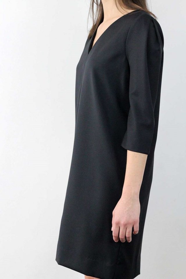 Robe droite noire manche 3/4 en laine froide - Chrystelle 8
