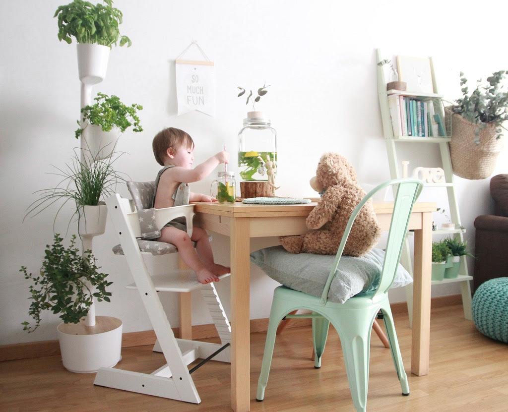 Jardinière verticale avec arrosage automatique et graines de plantes aromatiques 7