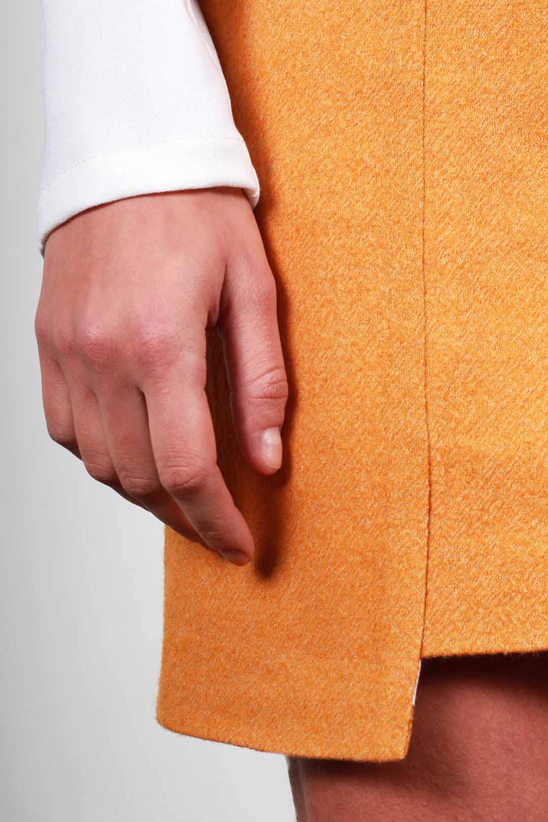 Jupe moutarde droite en laine vierge – Emilie 4