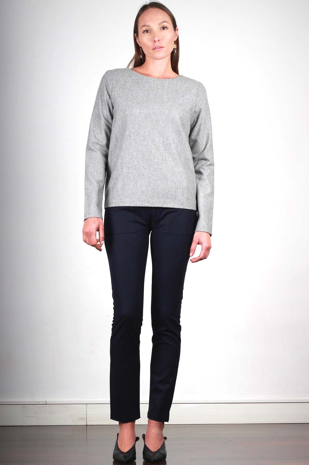 Pull gris en laine fabriqué en France - Cara 3