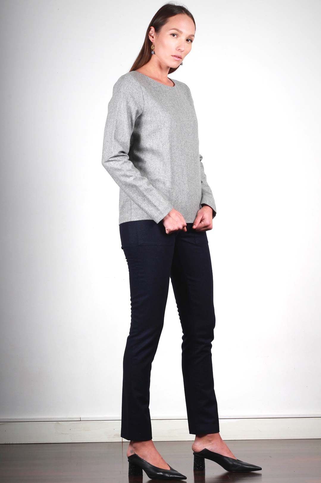 Pull gris en laine fabriqué en France - Cara 4