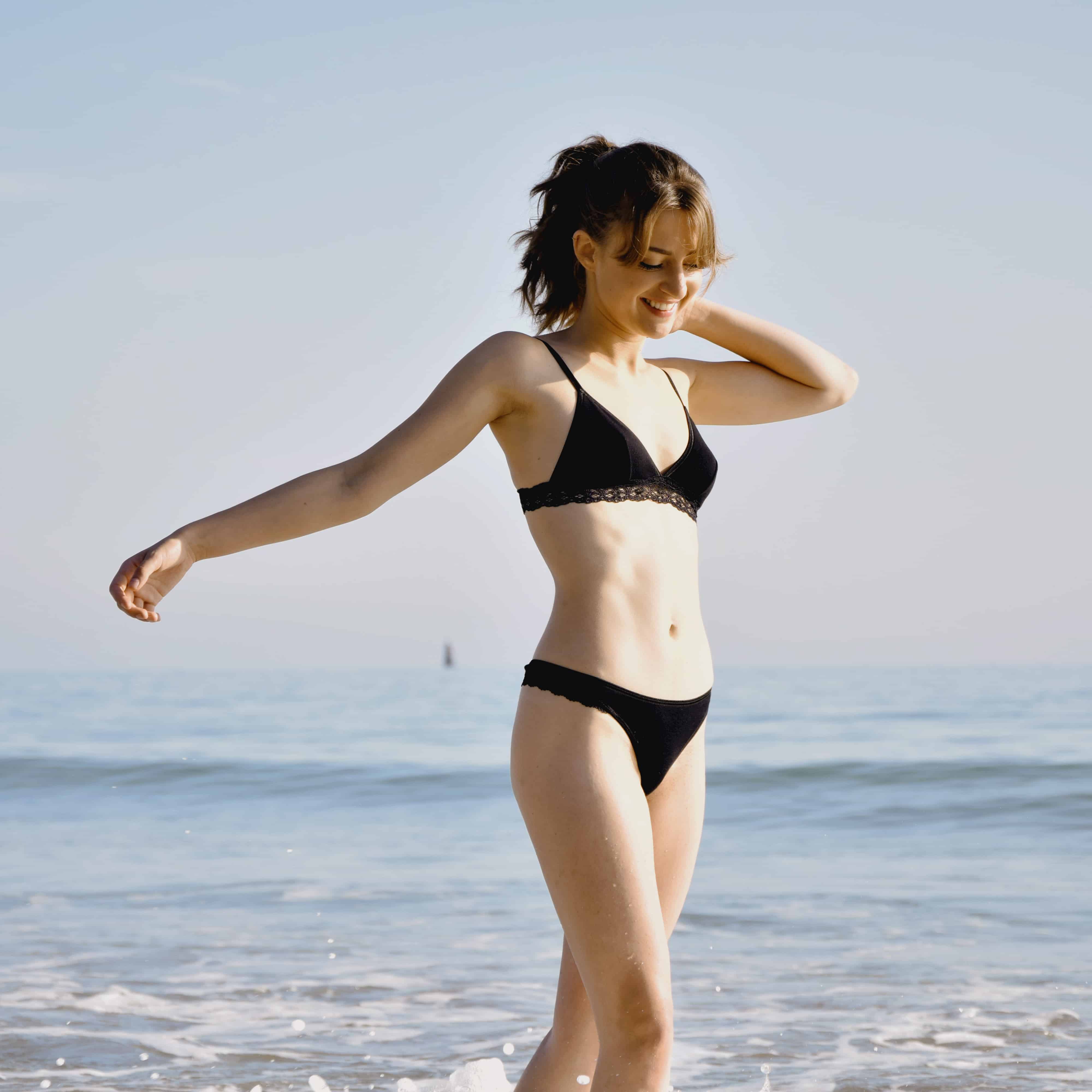 String Elle Noir en coton bio  5