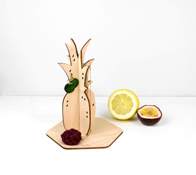 Porte-bijoux Anana fabriqué en France à partir de Bouleau issu de forêt gérée durablement