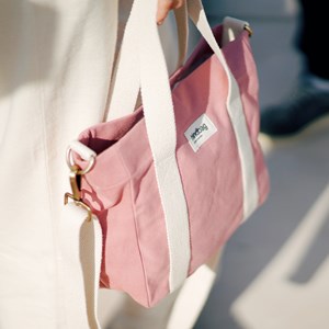 Sac à main cabas LOUISE, avec bandoulière, rose blush, coton bio