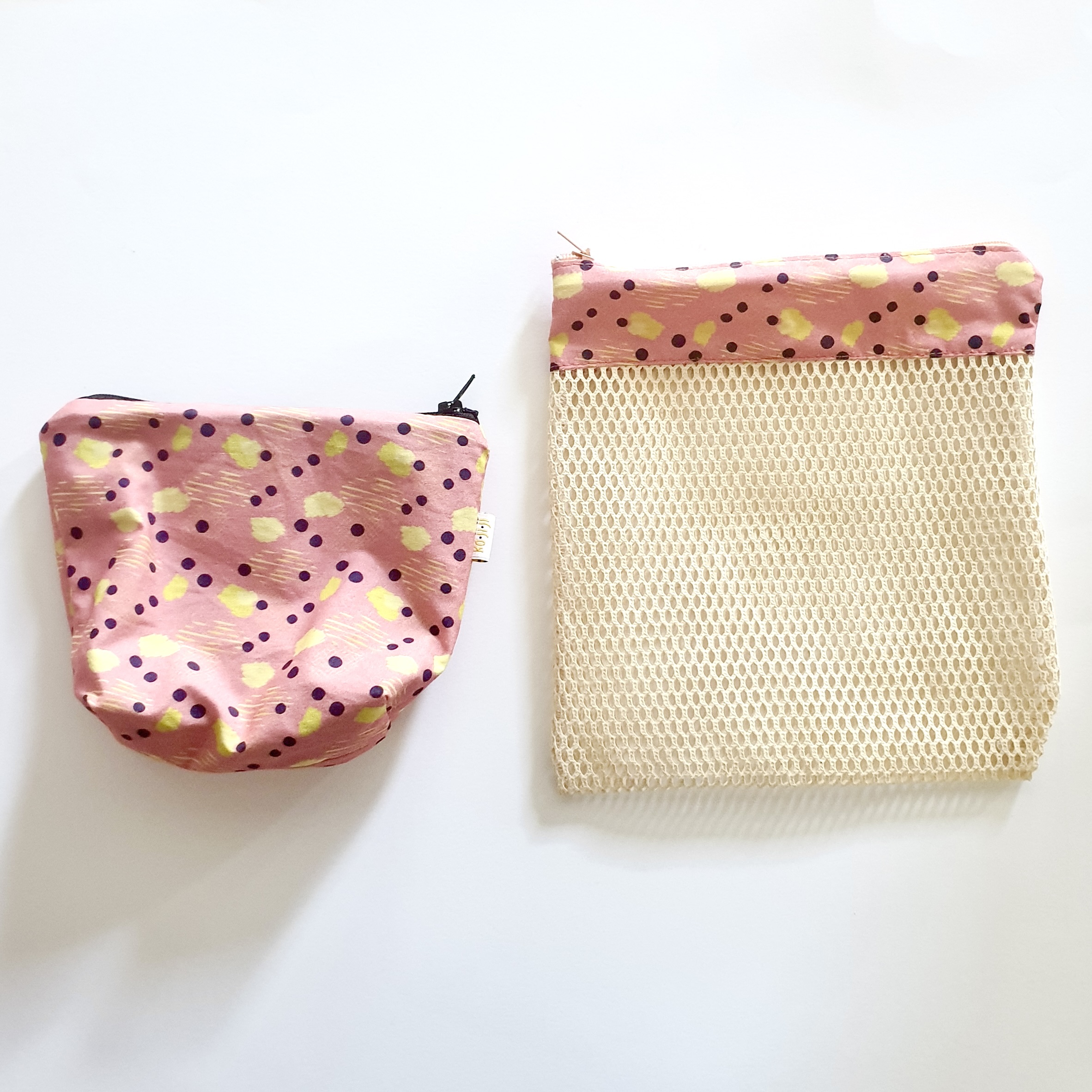 2 trousses : trousse de transport + filet de lavage 6