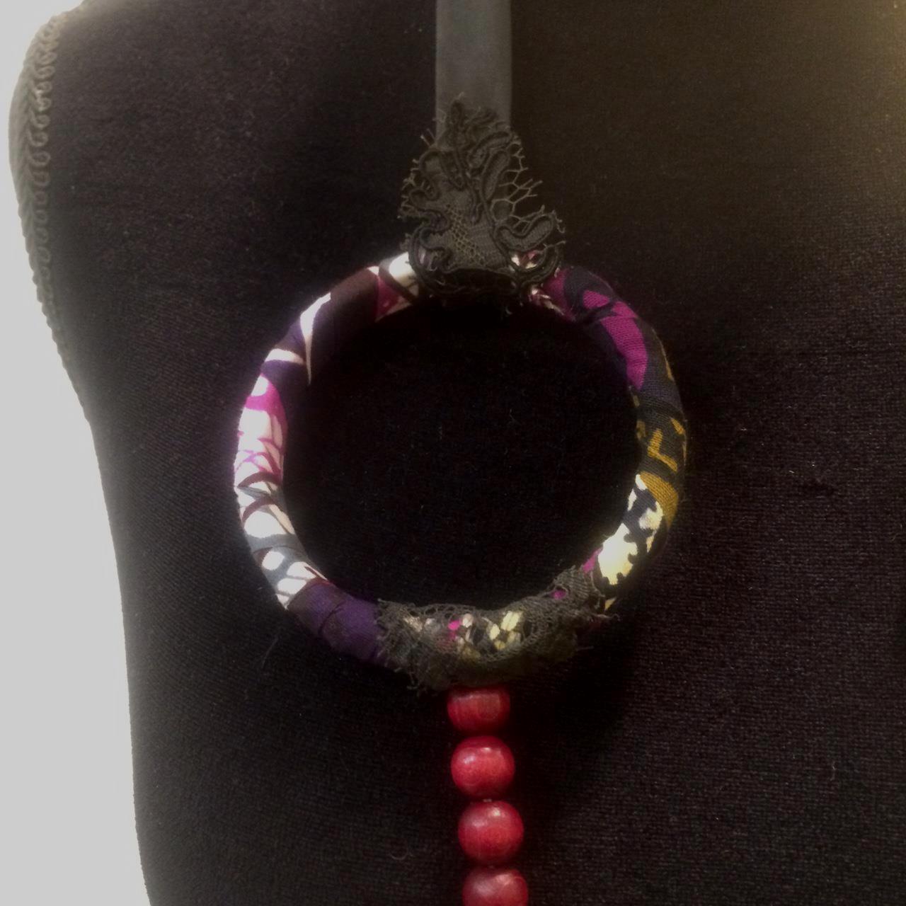 Sautoir "L'Anneau..."  4