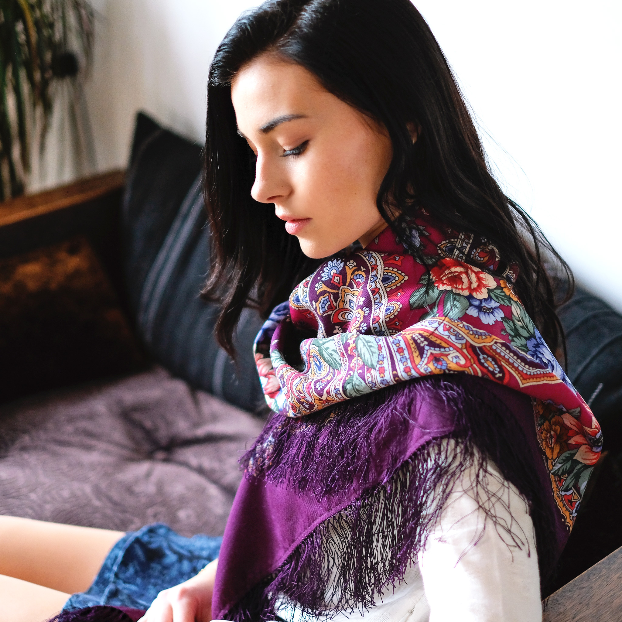 Foulard russe imprimé style bohème chic, en 100% laine - dessin "Rayons de soleil" 2