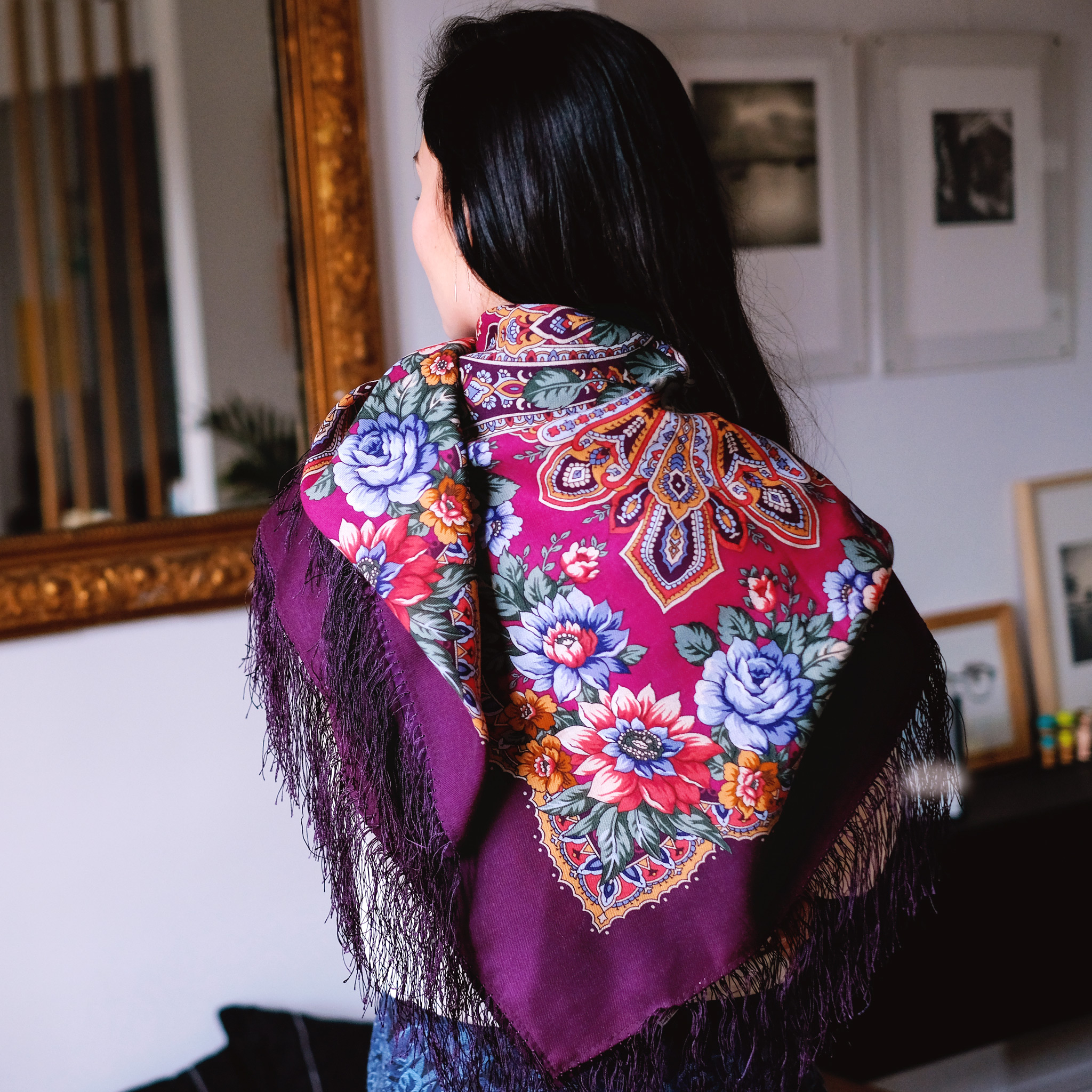 Foulard russe imprimé style bohème chic, en 100% laine - dessin "Rayons de soleil" 3