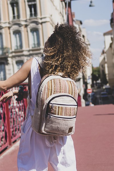 sac en chanvre éthique et écoresponsable fait main motifs ethniques