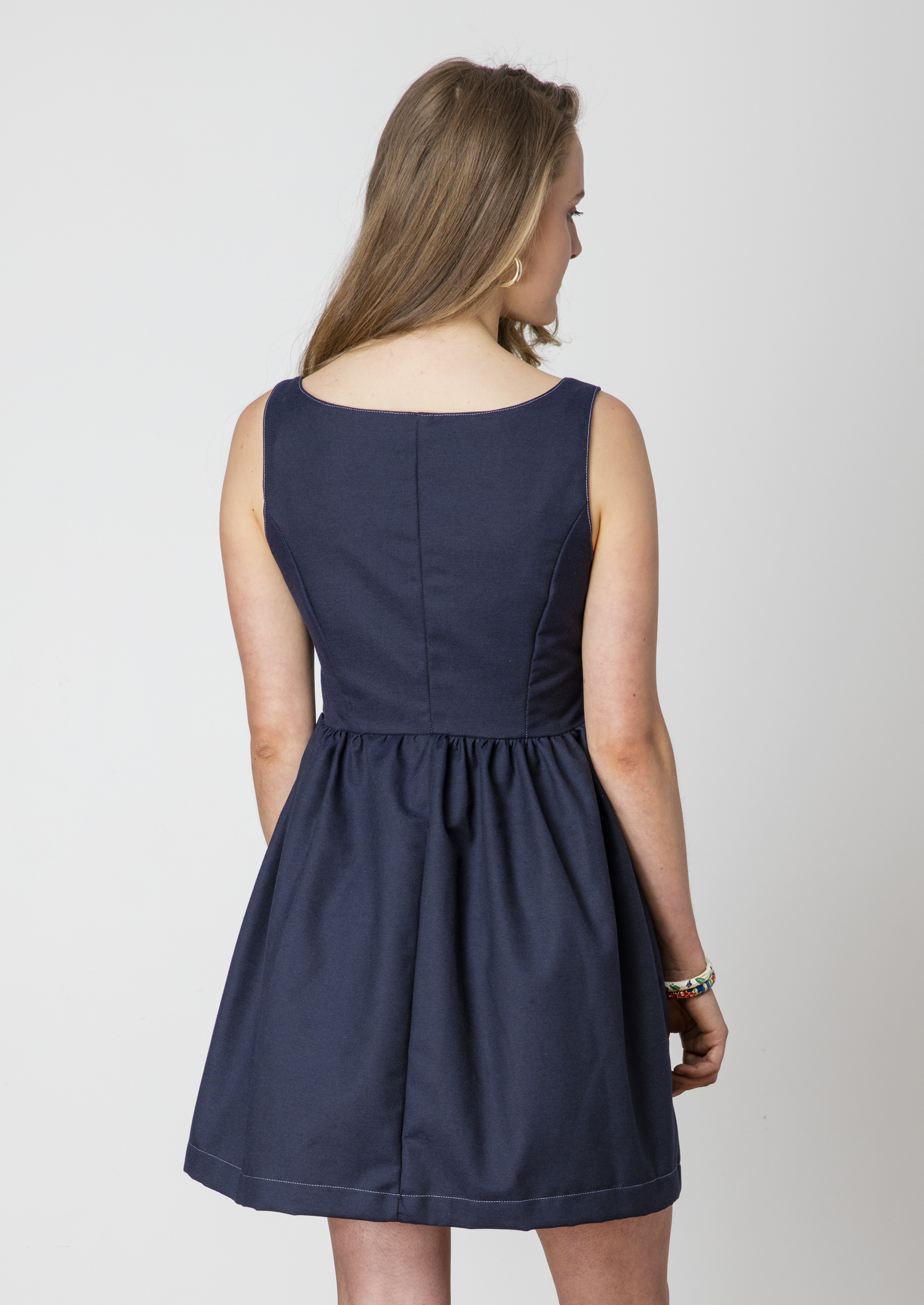 robe-ecclo-bleu-Made-in-France-et-coton-upcyclé-recyclé-dreamact-dos