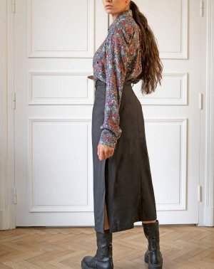 Produit : JUPE CRAYON ZENAS MIDI - 100% Laine upcyclé noir de dos