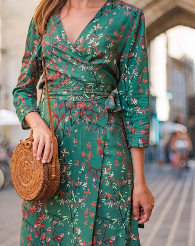 ROBE PORTEFEUILLE ZOALIE IMPRIMÉE VERT STYLE KIMONO 100% VISCOSE 3