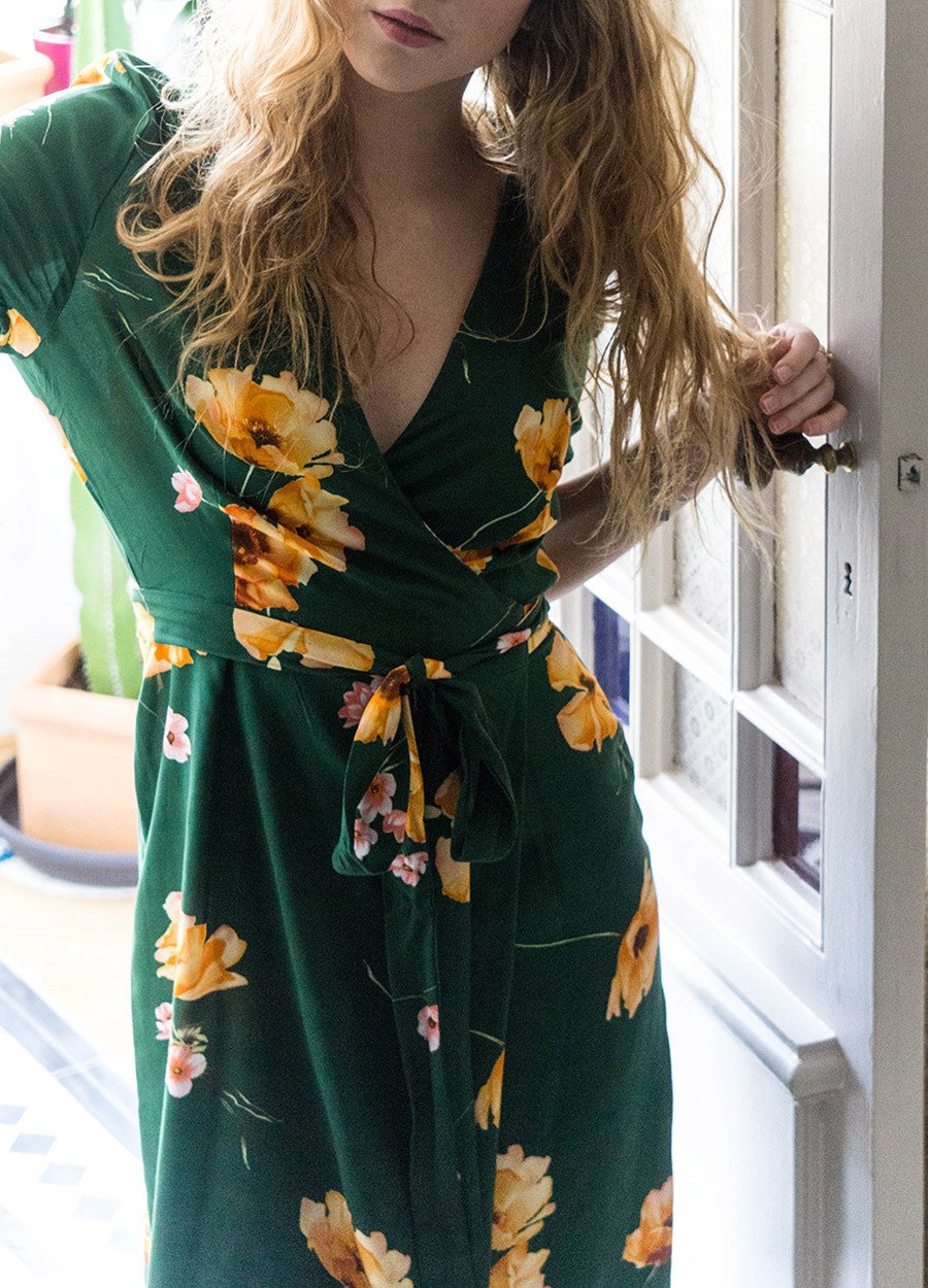 ROBE PORTEFEUILLE ZISKA 100% VISCOSE IMPRIMÉE VERTE MANCHES COURTES 4