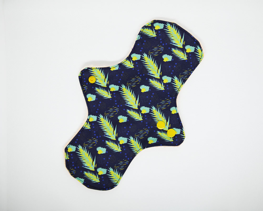 protection périodique lavable bleu foncé