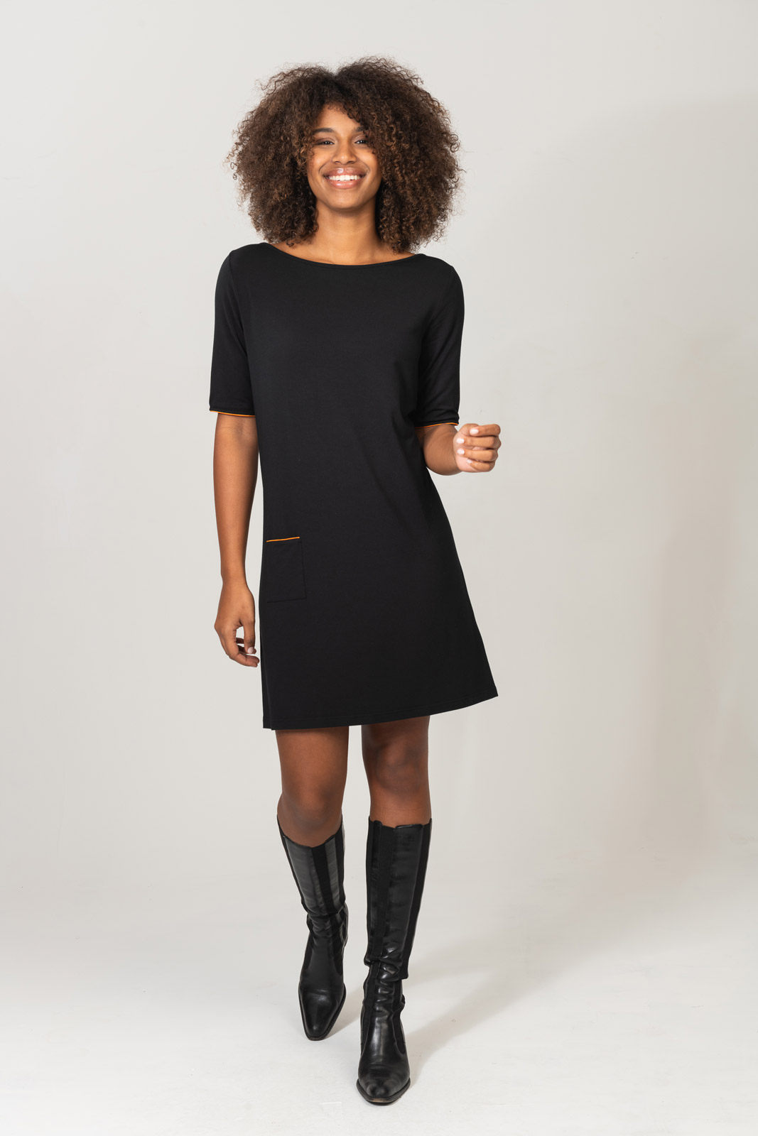 Robe courte noire - Imane 3