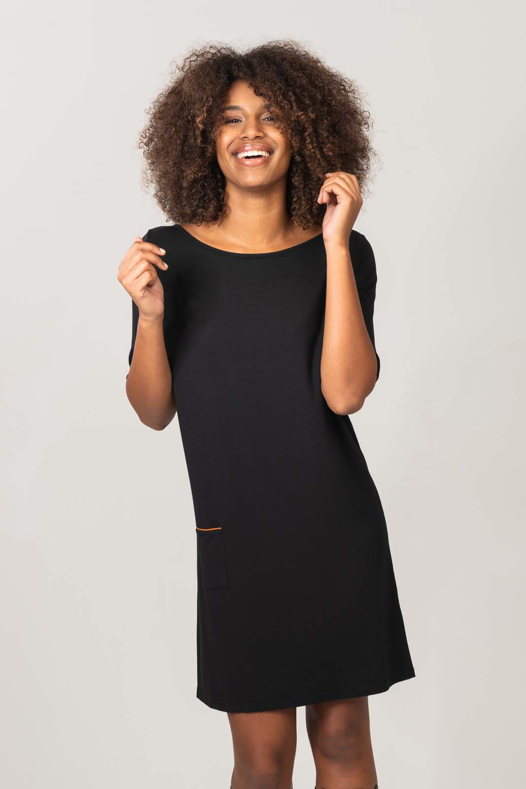 Robe courte noire - Imane 2