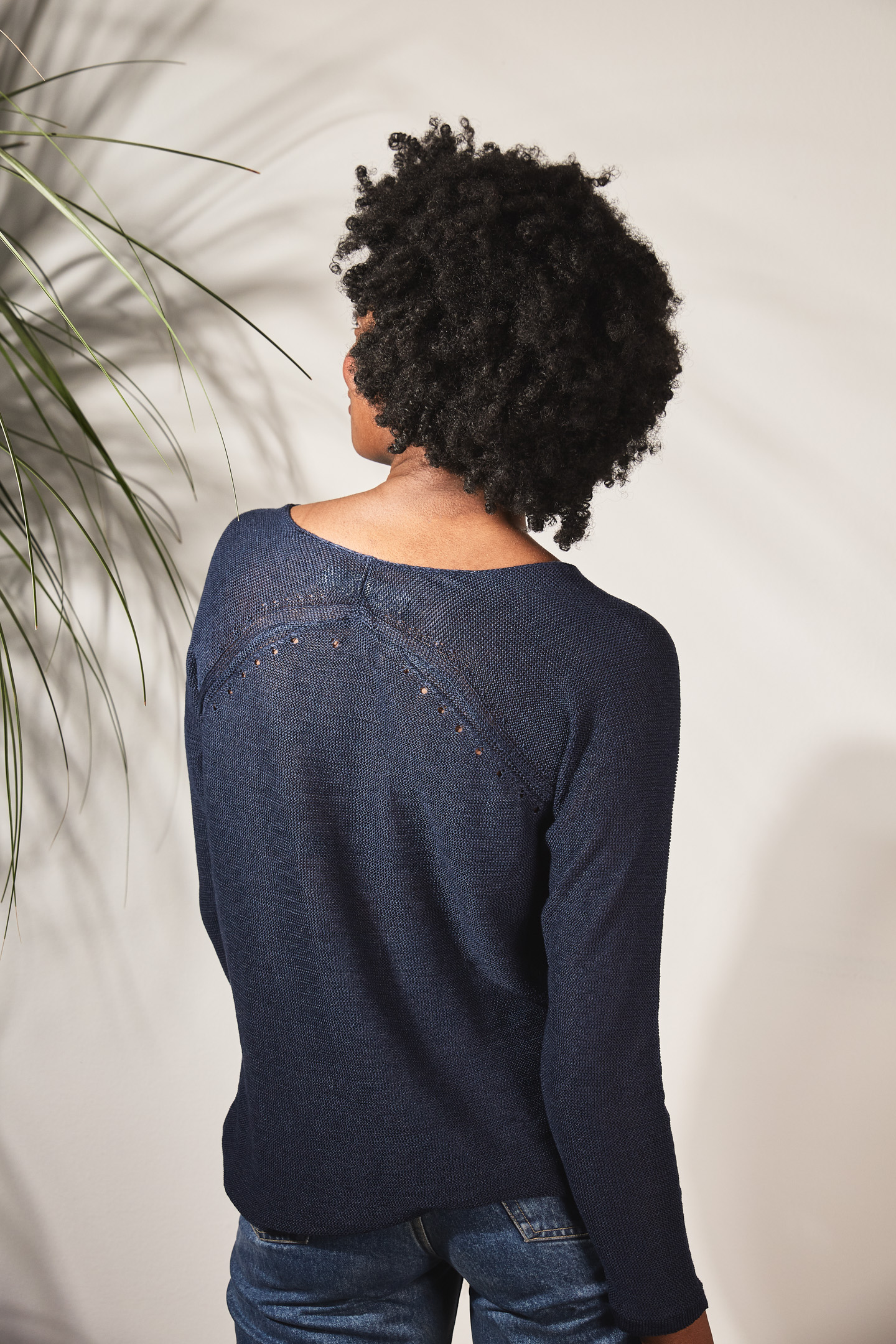 Pull persil col V 100% lin  - bleu jean 3