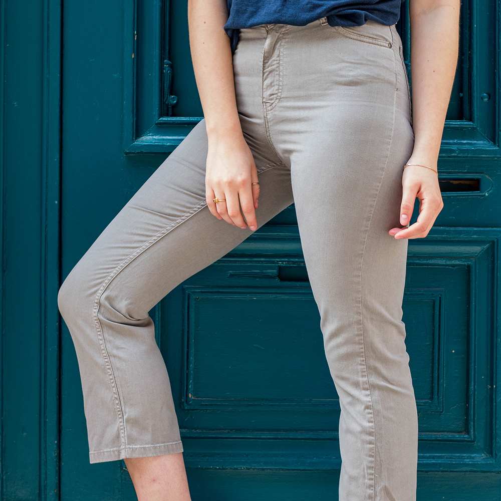 CHINO ÉTÉ ÉVASÉ ZANE 7/8 EN TENCEL ET COTON RÉCYCLÉ GRIS 4