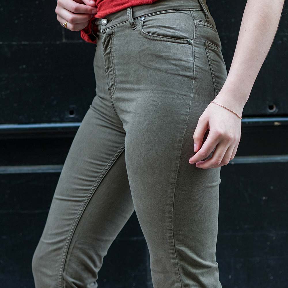 PANTACOURT ÉVASÉ 7/8 , TENCEL ET COTON RÉCYCLÉ, ZANE KAKI 4