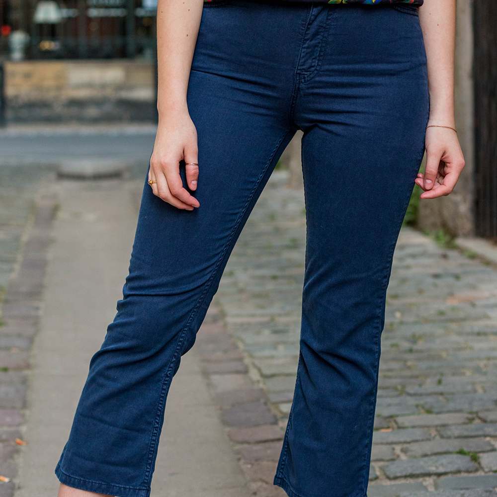 PANTALON ÉVASÉ 7/8 , TENCEL ET COTON RÉCYCLÉ, ZANE MARINE 5
