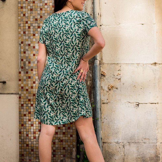 ROBE ZELDA DROITE 100% VISCOSE IMPRIMÉ FEUILLE VERTE 4