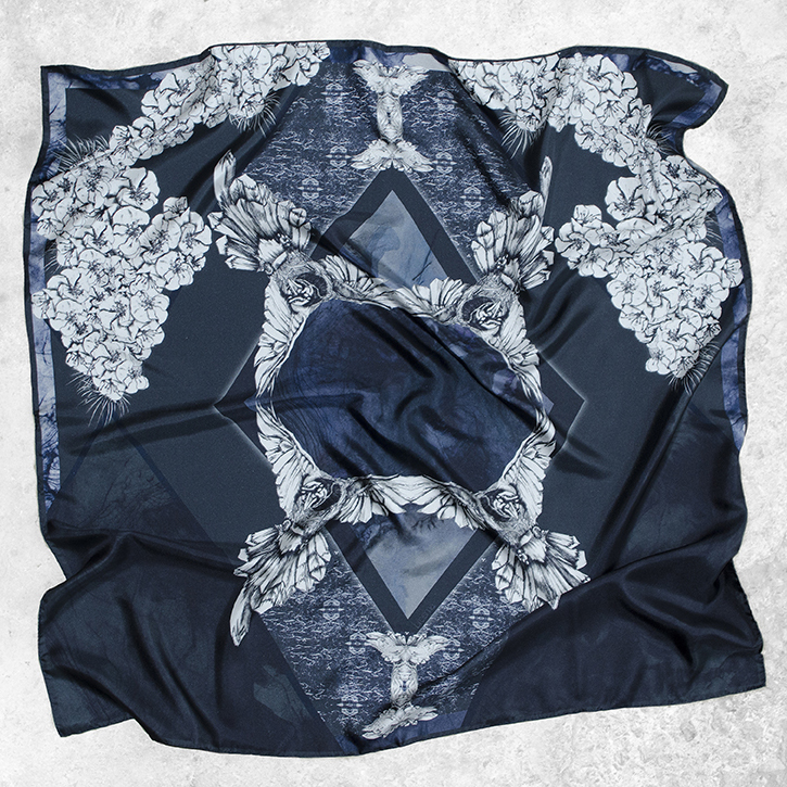 Foulard en soie Blackbird Totem 3