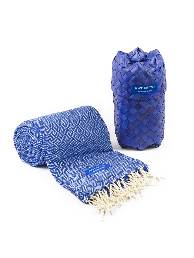 Le Grand Krama Chaud Bleu Indigo  2