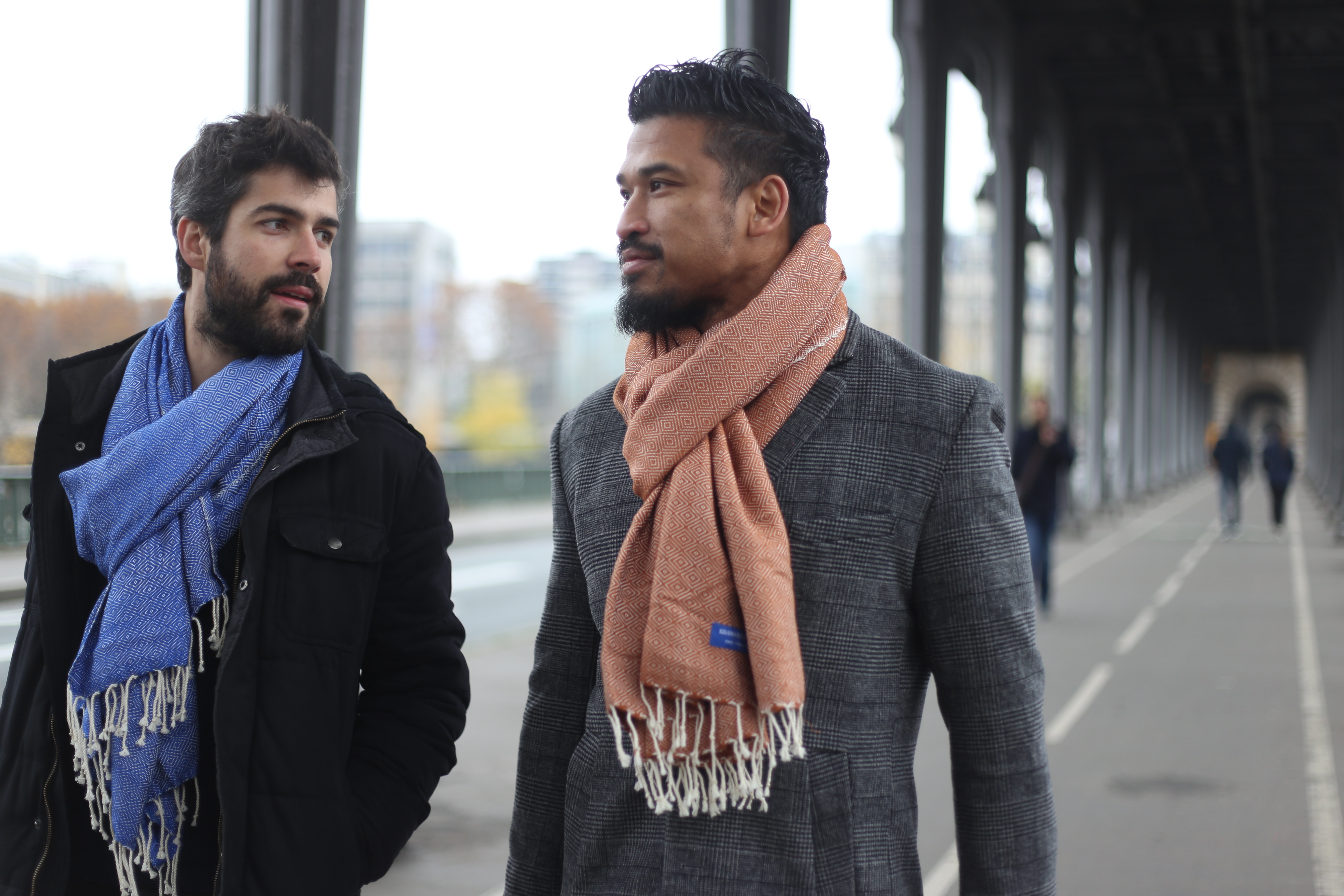 Le Grand Krama Chaud Bleu Indigo  5