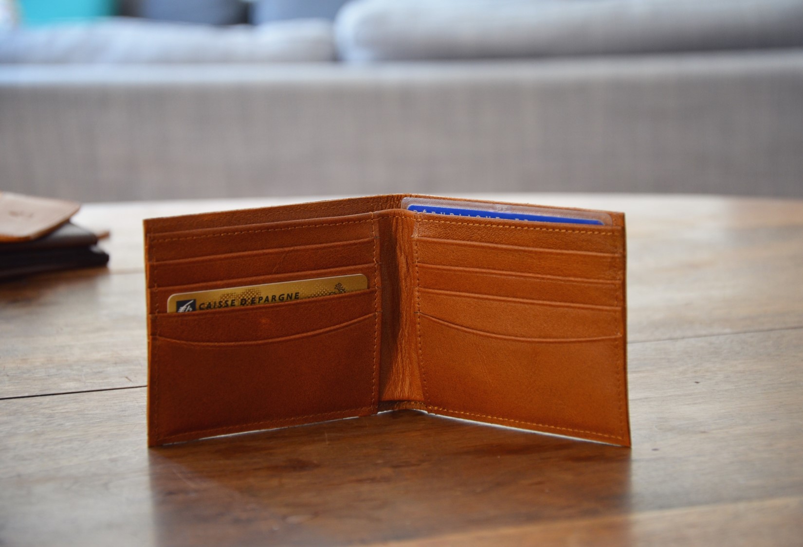 portefeuille en cuir camel