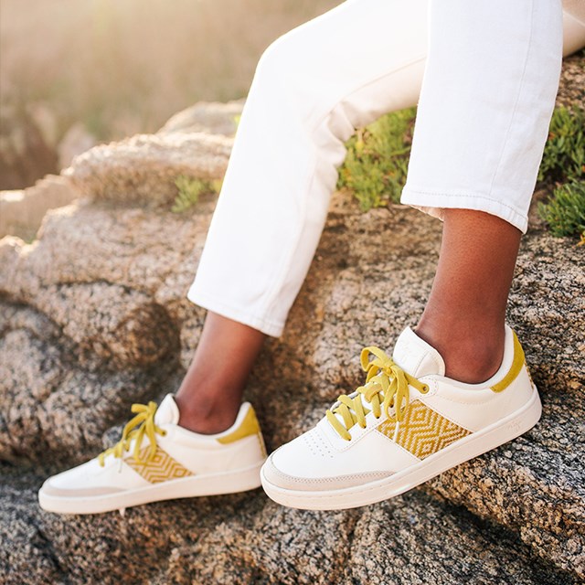 Basket rétro en cuir beige - N’go 6