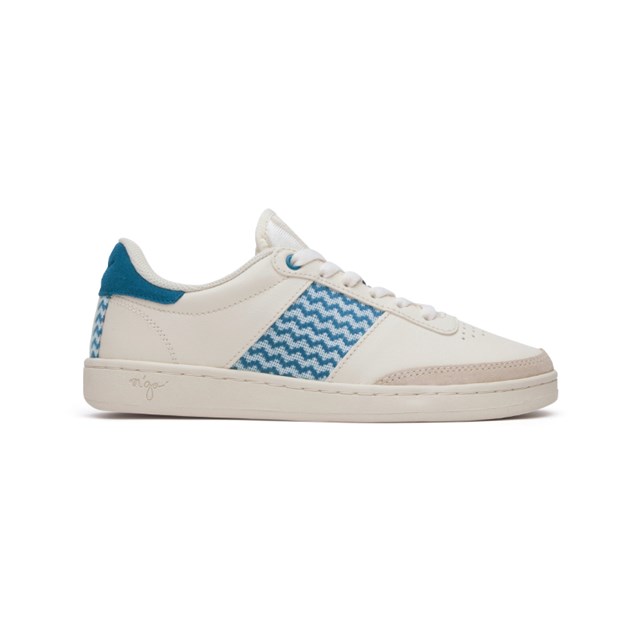 Sneakers en cuir blanc crème et tissage bleu réalisé à la main - Ky Co 2