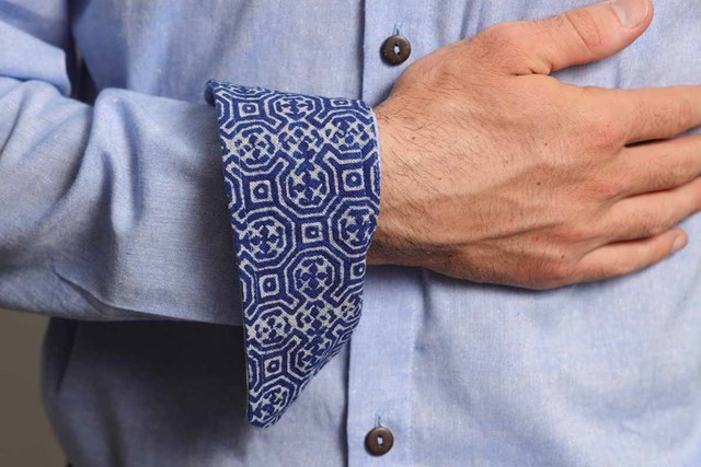 chemise homme Khmu équitable en coton et lin up-cyclé