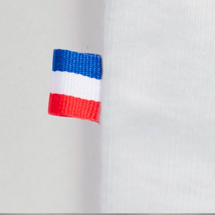 détail drapeau du tshirt enfants en coton bio hotot by papate