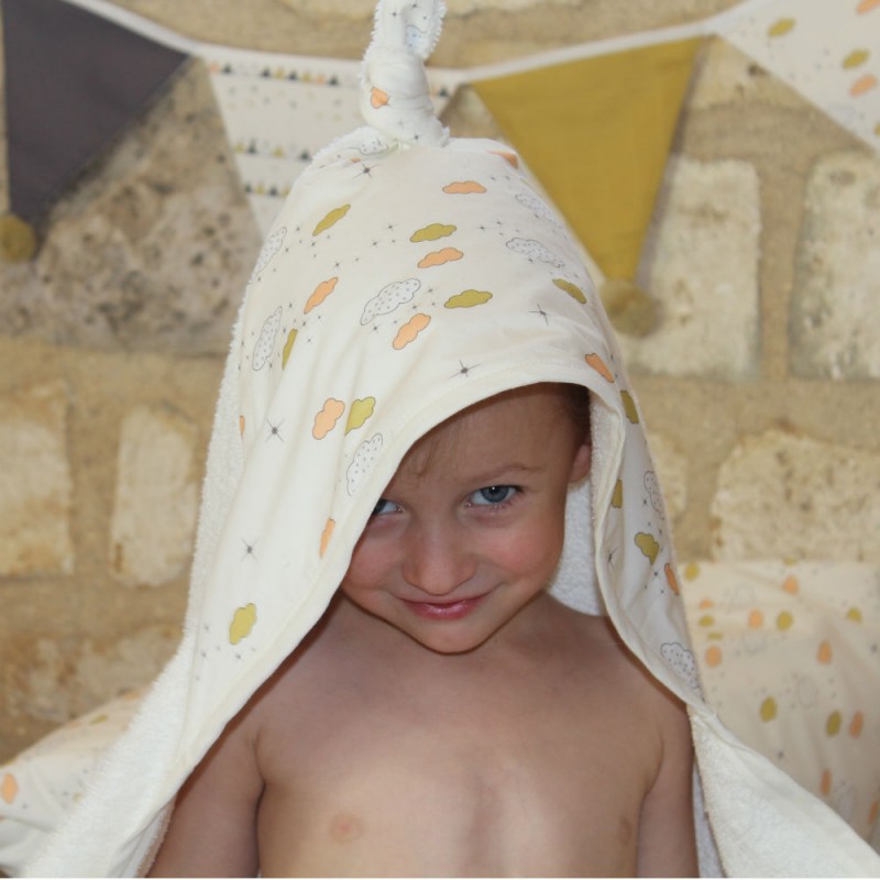 sortie-bain-nuages-greges-multicolor