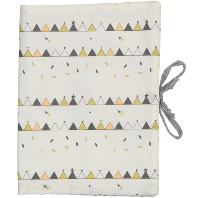 housse-carnet-sante-tipis-multicolores
