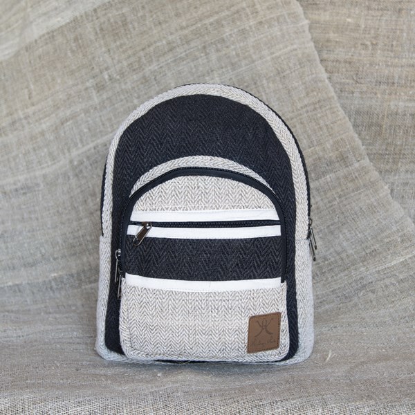 sac en chanvre éthique et écoresponsable fait main teinture naturelle
