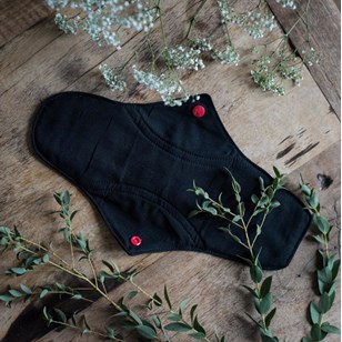 Serviette hygiénique lavable pour la nuit