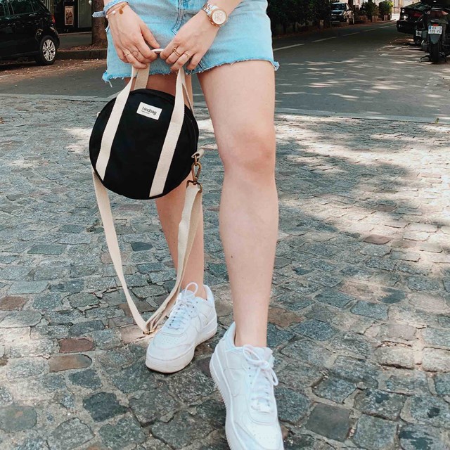 Sac à main rond LOUIS, avec bandoulière, noir, coton bio 2