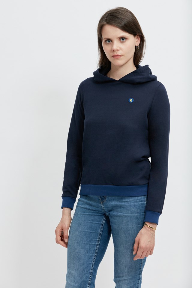 sweat-ecclo-capuche-bleu-bi-ton-femme-Made-in-France-et-coton-upcyclé-recyclé-dreamact-face-2
