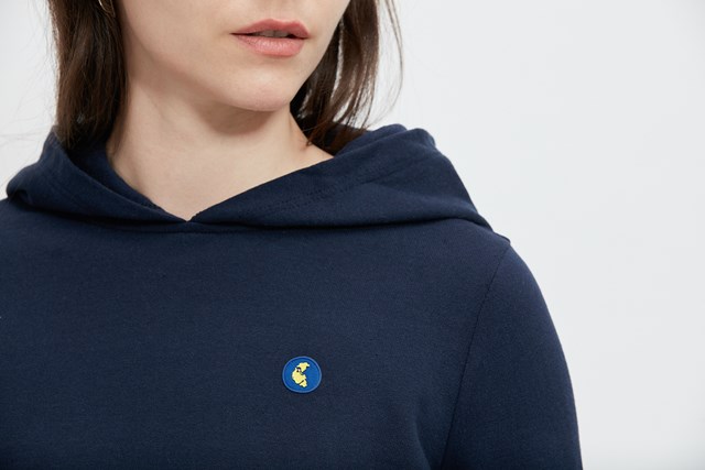 sweat-ecclo-capuche-bleu-bi-ton-femme-Made-in-France-et-coton-upcyclé-recyclé-dreamact-logo